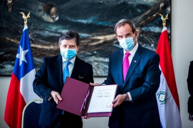 Chile y Paraguay firman acuerdo de libre comercio