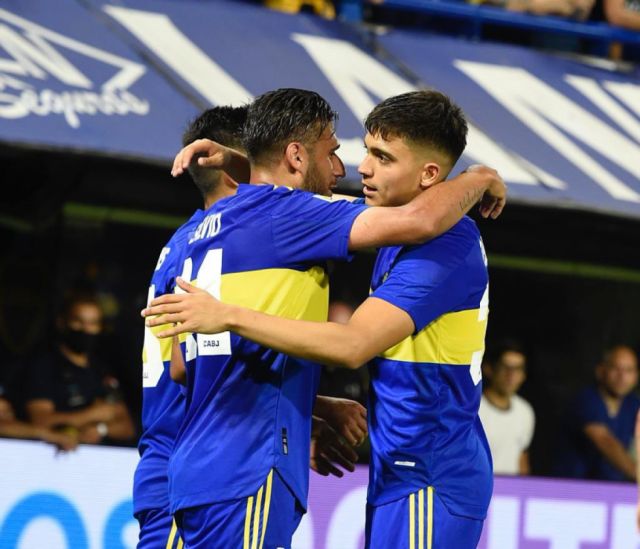 Boca goleó 8-1 a Central Córdoba en un triunfo histórico