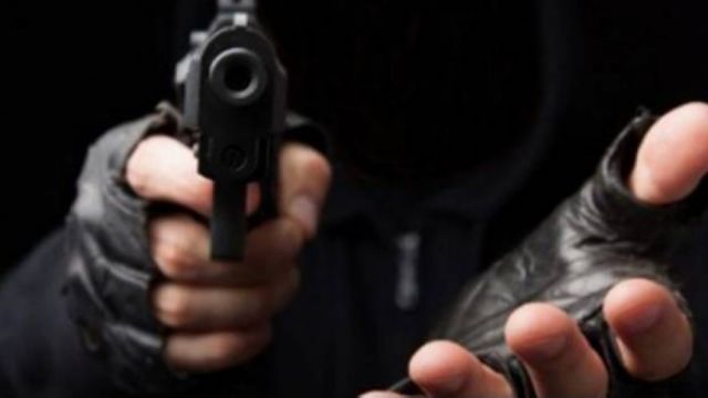 Tres encapuchados agreden y roban Bs 120 mil de surtidor en Tarija