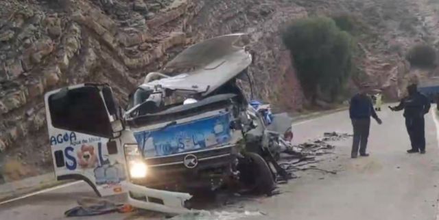 Aparatoso accidente deja un herido en la carretera El Puente – Tarija