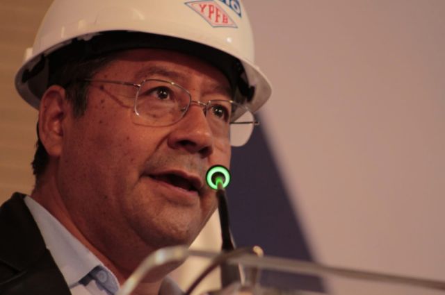 Presidente celebra el 85 aniversario de YPFB