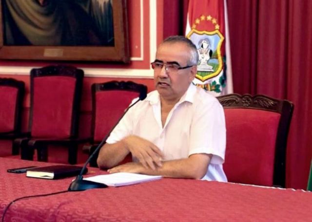 Rubén Ardaya (61), Economista y político