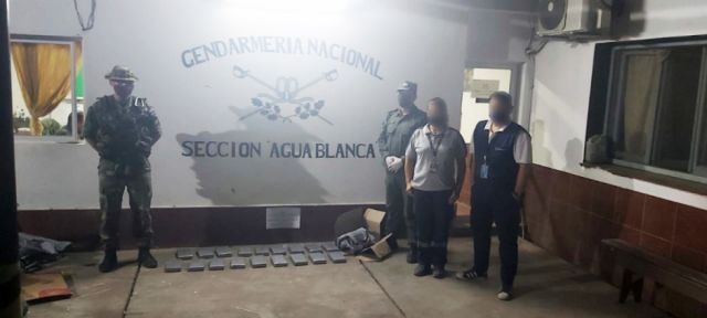 Comisan 19 kilos de cocaína en la frontera de Bermejo con Argentina