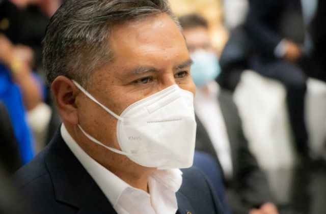 Ministro Mayta dio positivo a Covid-19