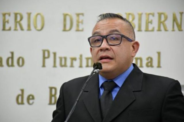Destituyen a Nelson Cox del Viceministerio de Régimen Interior