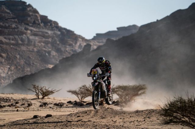 Nosiglia da un salto a la posición 17 en el Rally Dakar 
