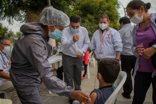 La Alcaldía habilitó cuatro puntos móviles para vacunación Covid