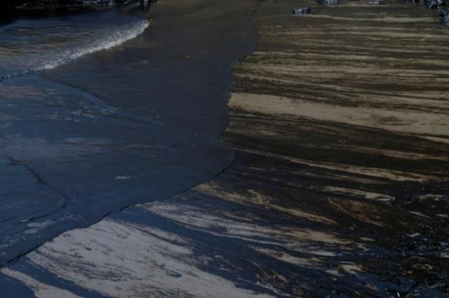 Exigen a Repsol pagar por contaminación petrolera