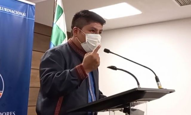Loza pide investigar declaraciones de Dávila: ‘Si eso fuera cierto, ¿con quién estamos?’
