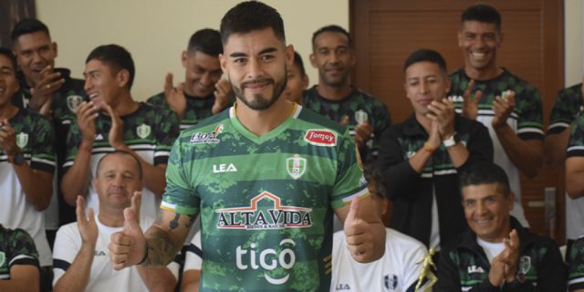 Real Tomayapo presentó a su plantel, auspiciadores e indumentaria deportiva