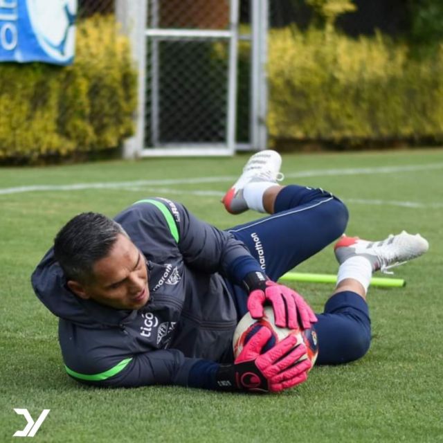 Royal Pari devuelve a Vaca a la actividad profesional  