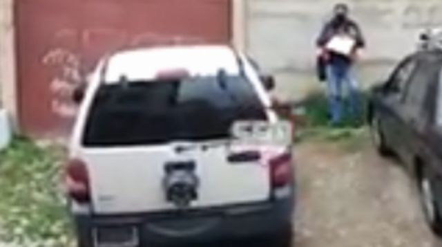 Hallan el vehículo de los atracadores que se llevaron $us 40.000