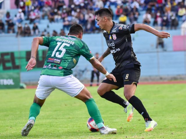 (VIDEOS) Real Tomayapo e Independiente dividieron honores en el IV Centenario
