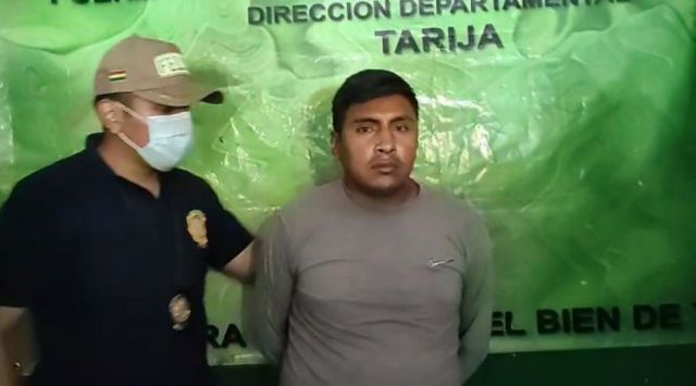 Presentan al “negro Ramiro”, motochorro que operaba en Tarija