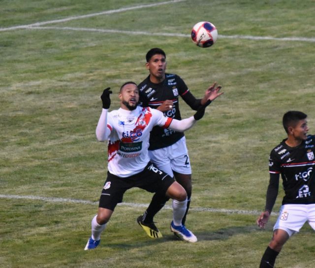 Nacional Potosí logra un triunfo mezquino 