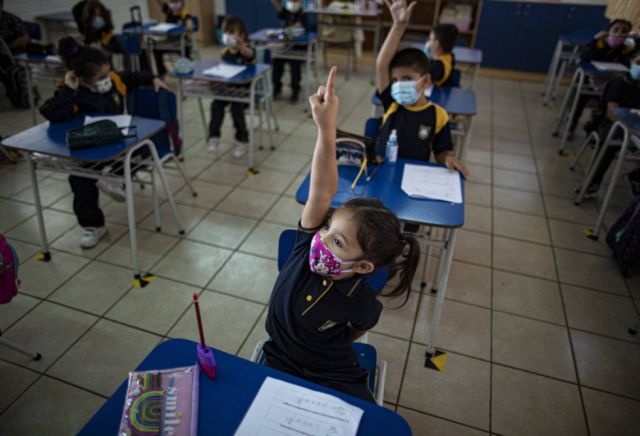 Chile regresa a clases presenciales en curso 2022
