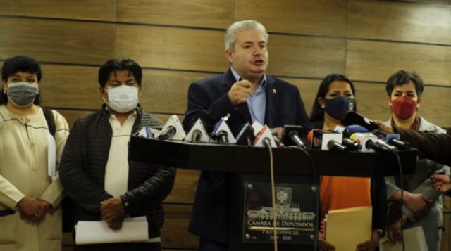 CC denuncia que el MAS pretende "direccionar" políticamente la elección del Defensor