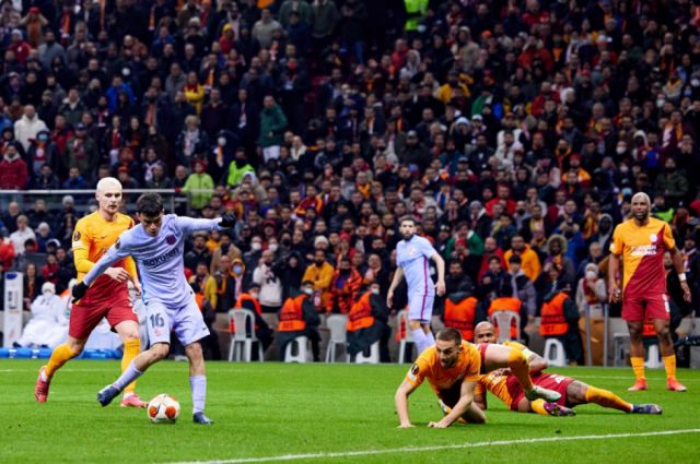 El Barcelona pasa a cuartos de final de la Europa League