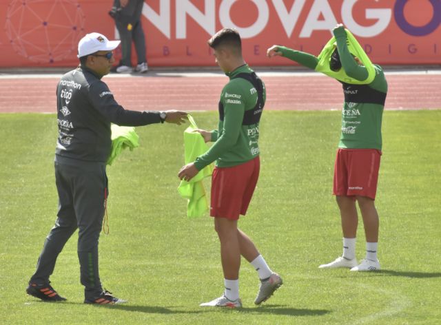 Villamil con la confianza de Farías en las prácticas de Bolivia