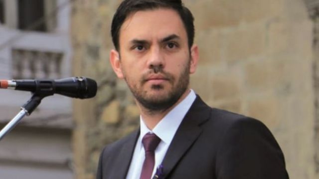 Analistas ven en puertas destitución de Del Castillo