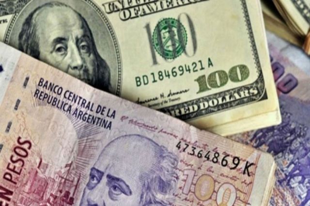 FMI aprueba acuerdo para refinanciar deuda argentina