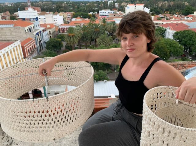 Caroline Burry, el macramé y los materiales de la naturaleza