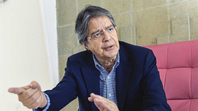 Lasso advierte sobre usar decretos para gobernar