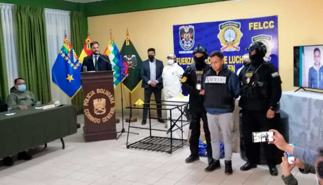 Presentan al acusado del feminicidio de Valeria Mercado