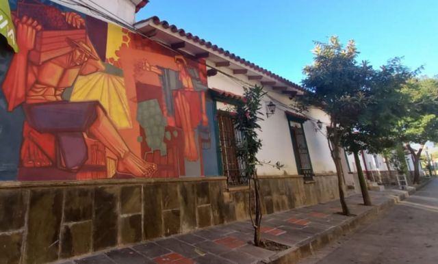 Mural realizado por artista plástico Guillermo Tejerina