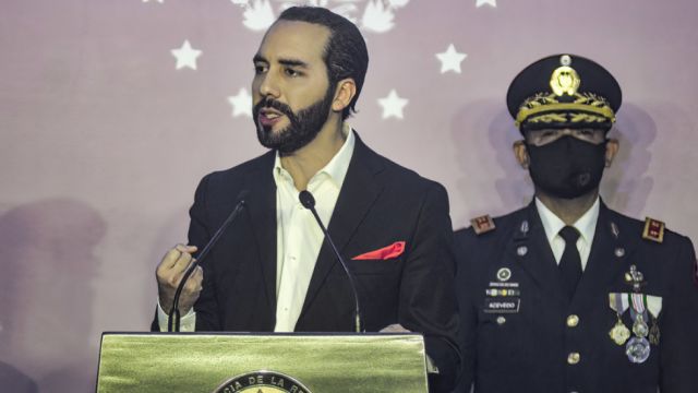 Nayib Bukele acusa a ONG, medios y partidos de estar detrás del "derramamiento de sangre" del pueblo salvadoreño Nayib Bukele acusa a ONG, medios y partidos de estar detrás del "derramamiento de sangre" del pueblo salvadoreño