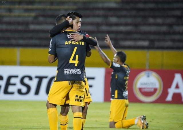 El Tigre sale a cazar a Atlético Paranaense en Curitiba