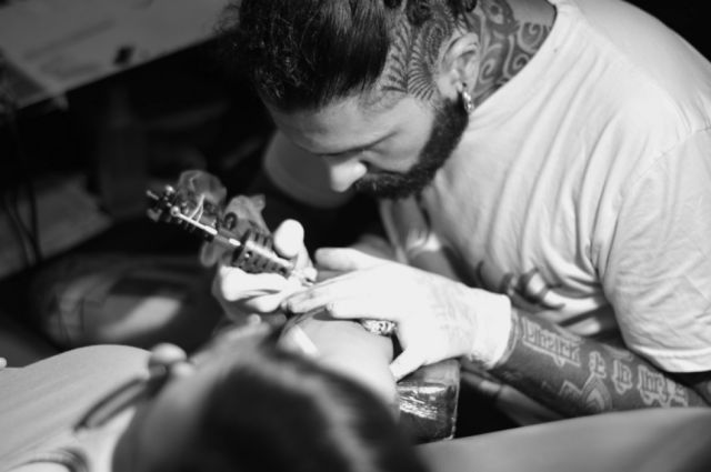 "Maldito Lisiado", tatuador filósofo