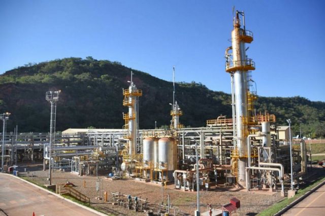 Certificar las reservas y ley de hidrocarburos, en pendientes