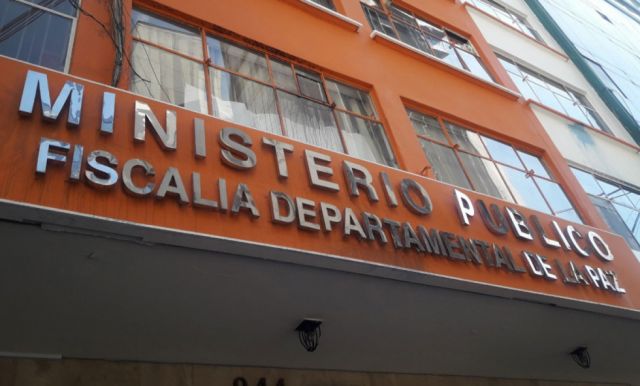 Fiscalía explica demora en el caso Fondioc: dice que no se puede juzgar en rebeldía a los ‘no habidos’