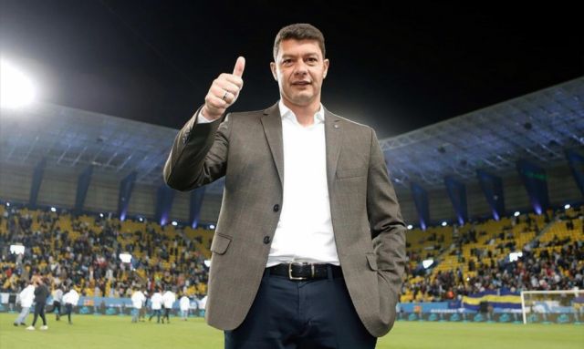 Los detalles de la reunión entre  Riquelme, Battaglia y jugadores