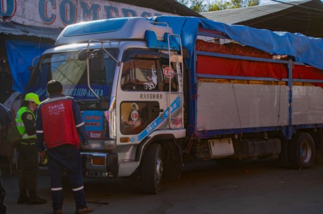 Reubican a los camiones del mercado Campesino en la Terminal de Carga