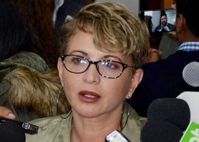 Exdiputada Rivero niega vacío de poder el 2019