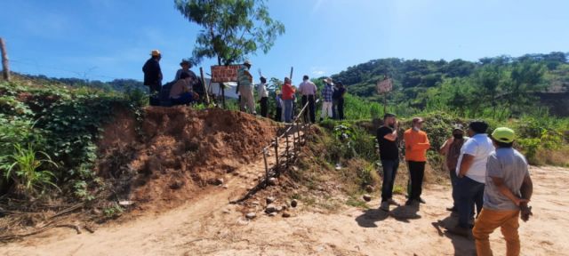 Denuncian una “mafia” en YPFB que lucró con la venta de terrenos en Bermejo
