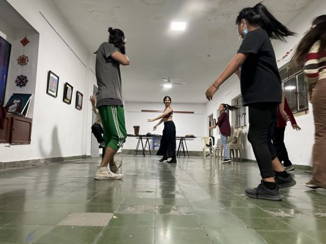 Desinhibición frente al público