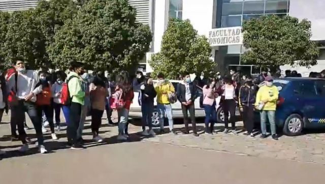 Estudiantes toman el Campus de la UAJMS en Tarija, piden renovación de la FUL