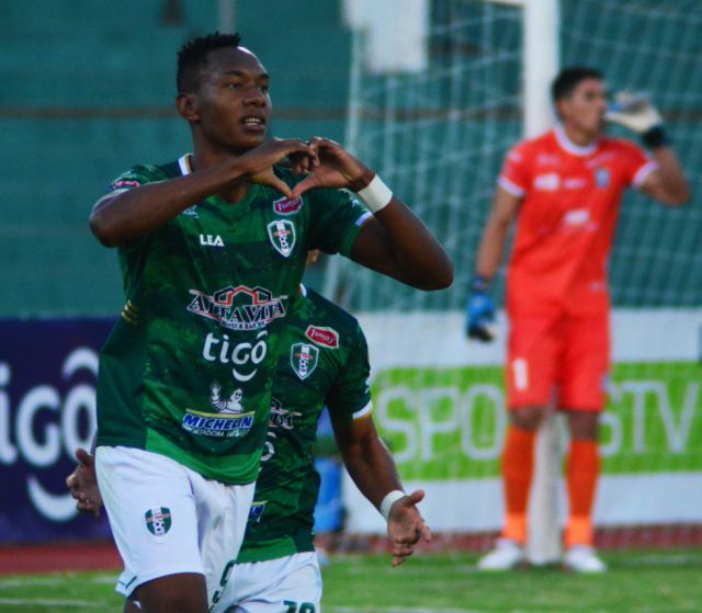Tomayapo recibe a “Wilster” sin margen a equivocarse 