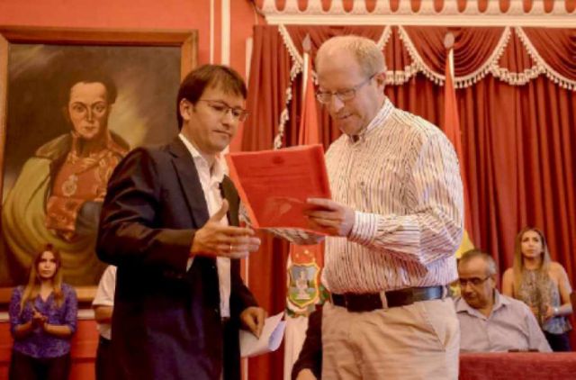 Luis Lema posesionado gerente de Setar