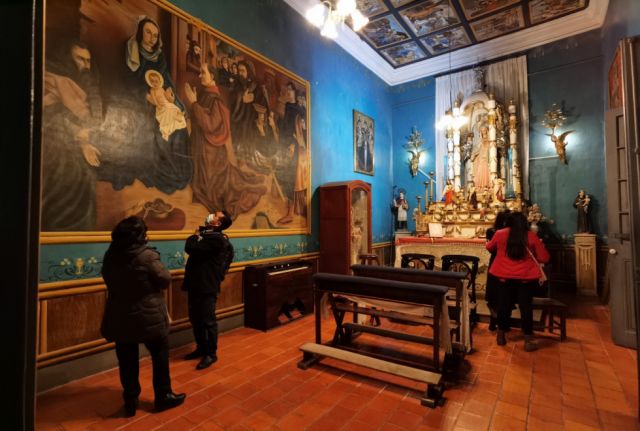Imponentes frescos en el oratorio de la Casa Dorada