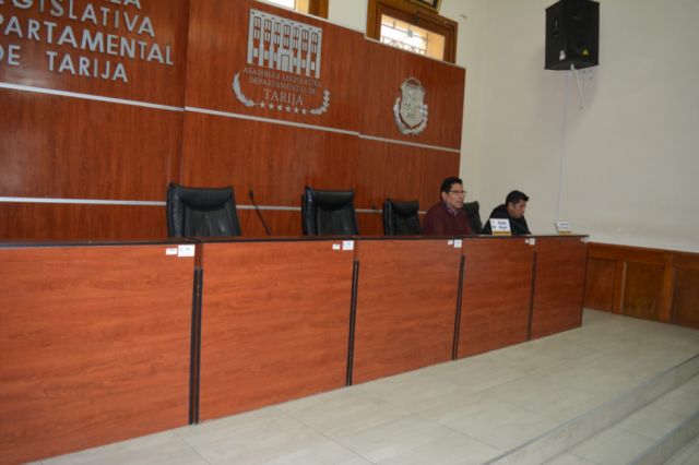 Lío en la ALDT: Bancadas auguran tensión en convocatoria del MAS