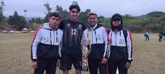 Cercado se quedó con el título sub-19 de fútbol