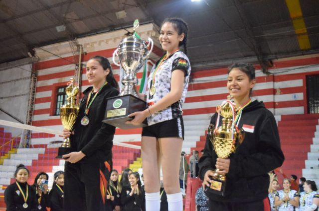Cochabamba ganó el nacional de vóley en Tarija