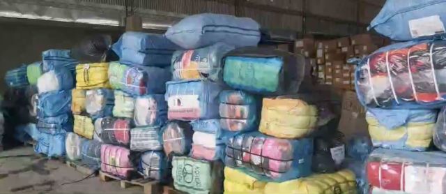 Decomisan 4.5 toneladas de ropa usada en Tarija valuada en más de Bs. 67mil