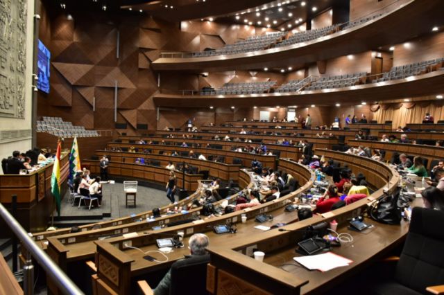 MAS busca diálogo para elegir al Defensor del Pueblo