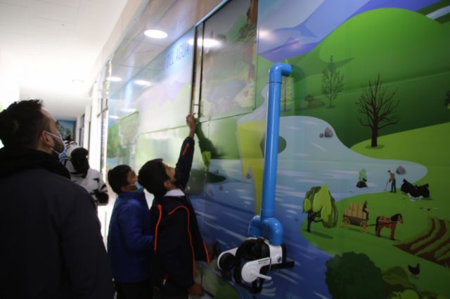 Tarija: Capacitan a escolares sobre uso del agua y reciclaje 