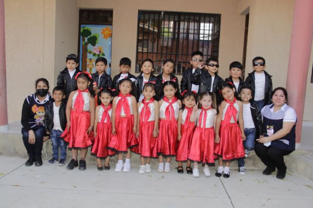 “Brillantina” del 2ºC a cargo de la profesora Gabriela.